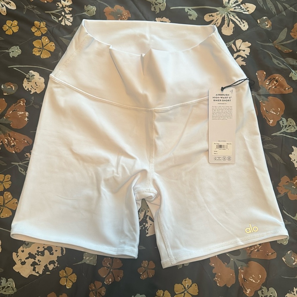 Alo Yoga Airbrush High Waist 5” Biker Short
